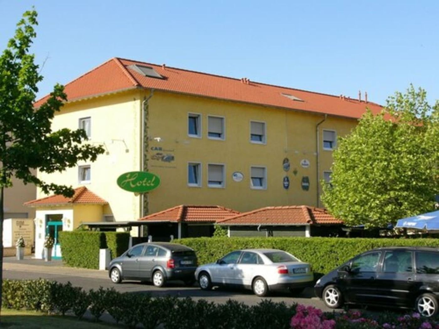 expedia-3165937-1