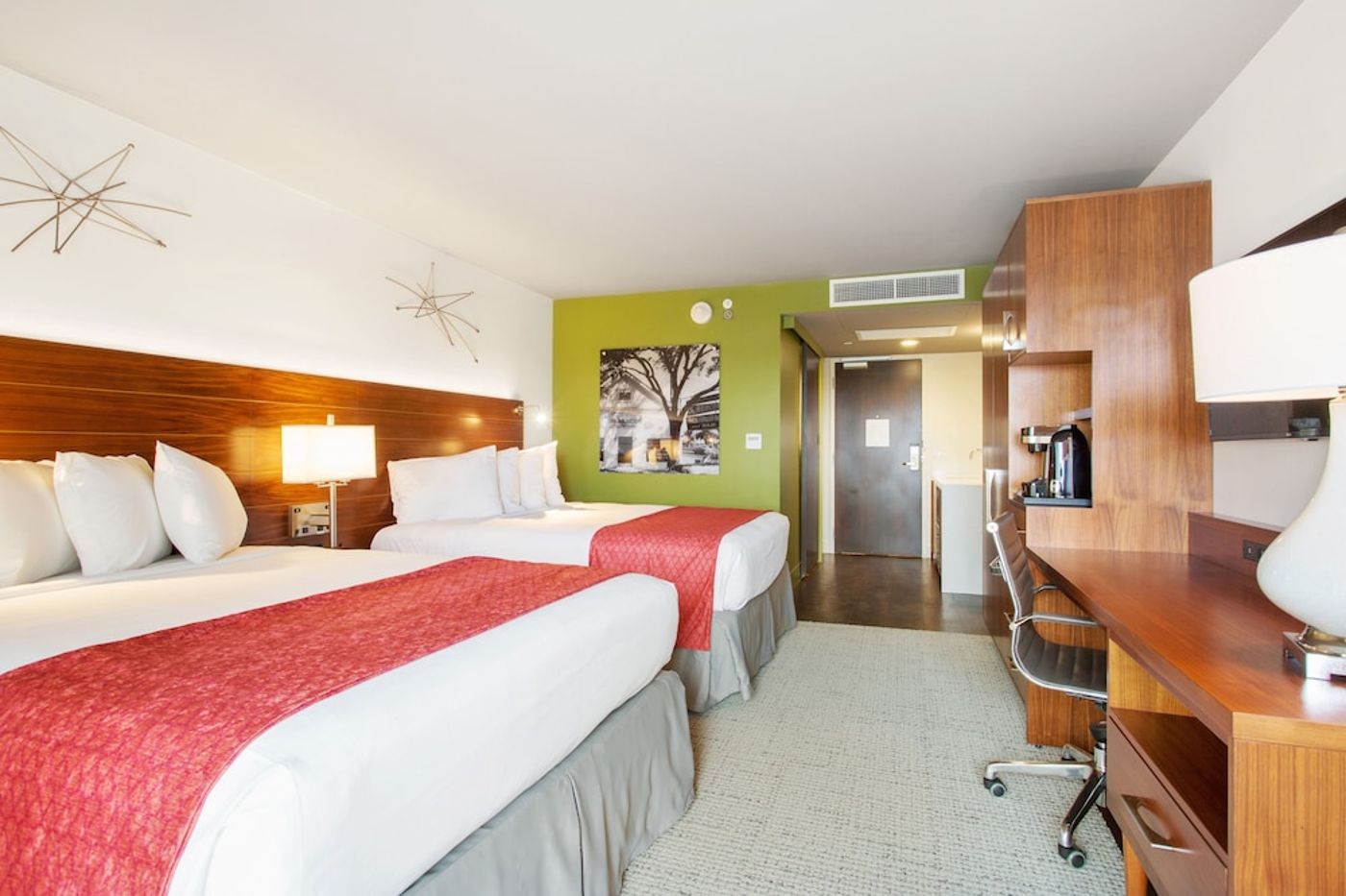 expedia-3159544-17