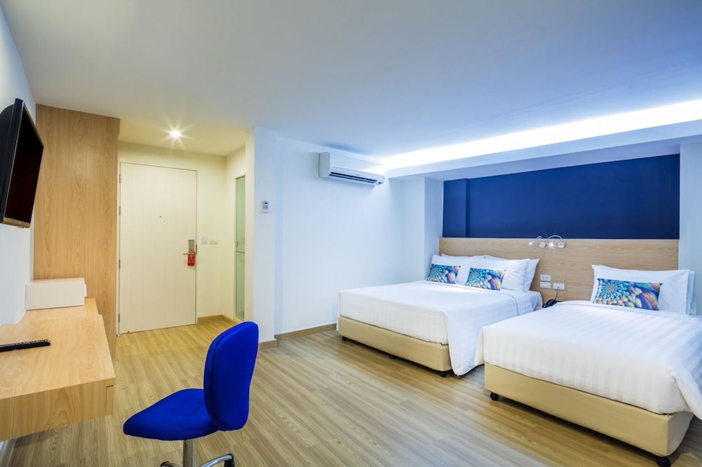 expedia-3162875-9