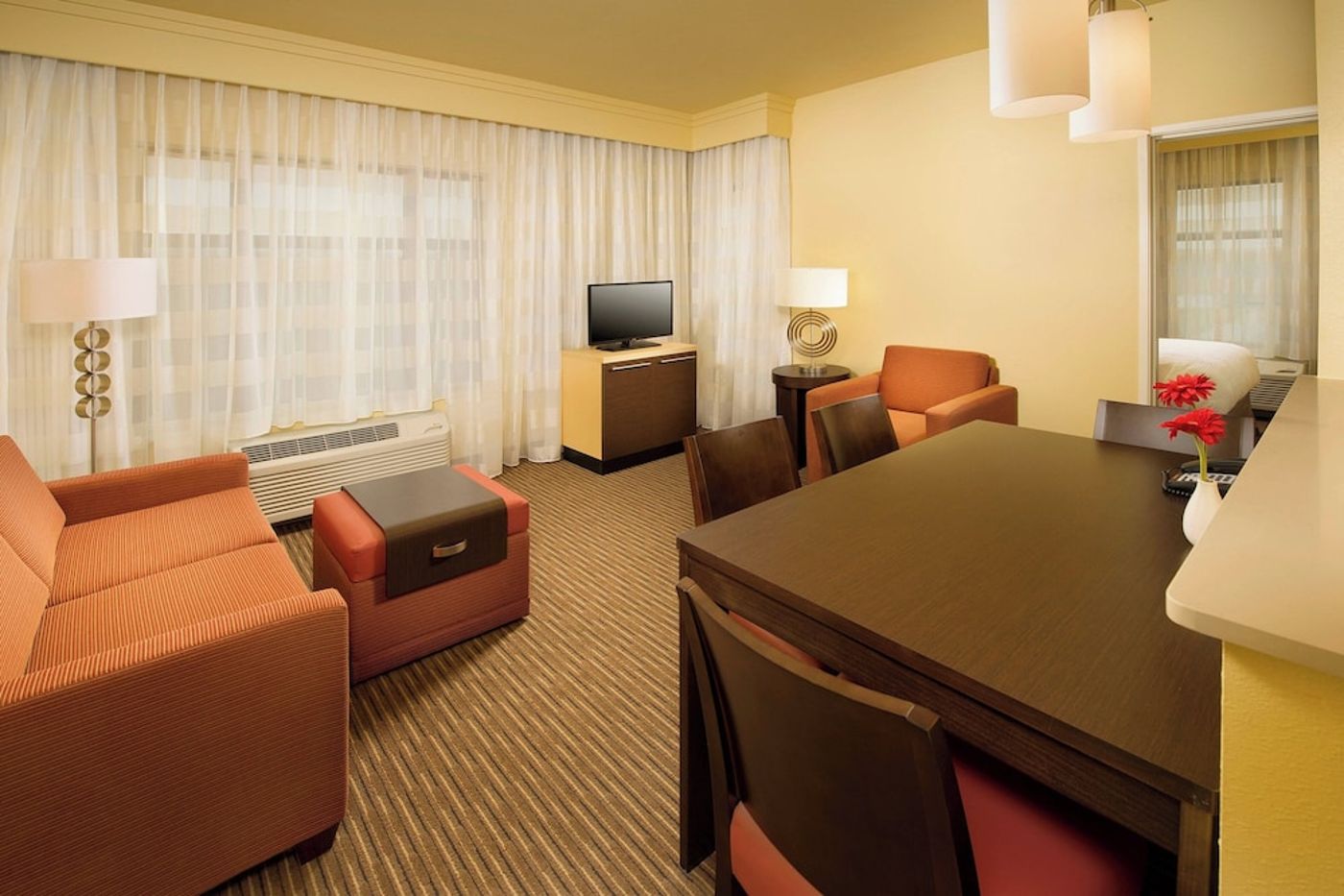 expedia-3159162-21