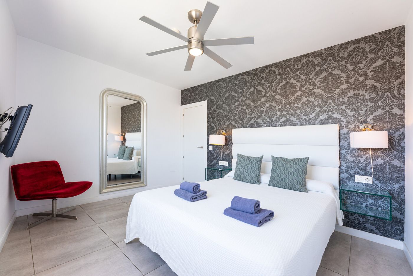 04.02.26 Bristol Sunset Beach