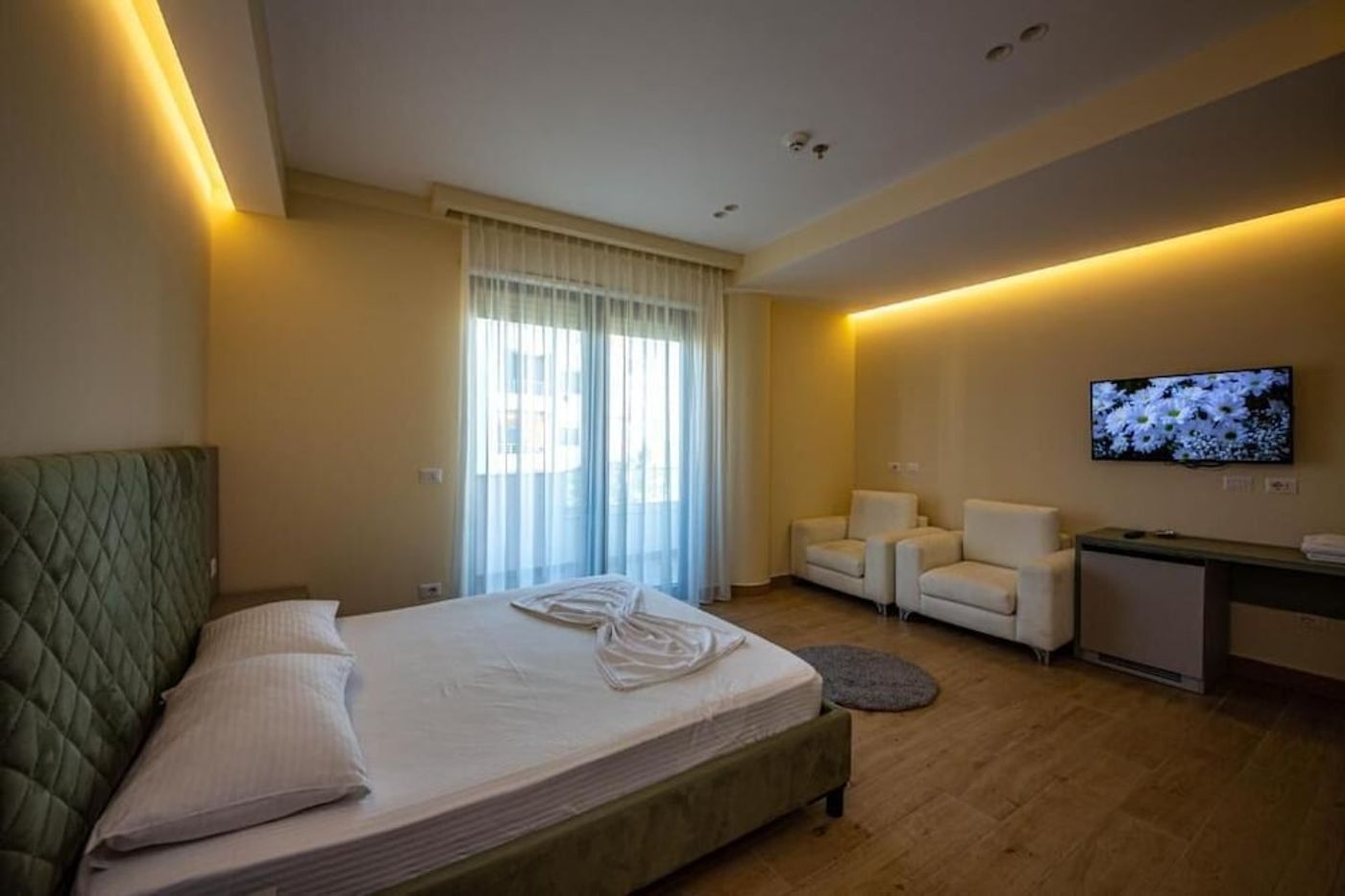 expedia-3156389-9