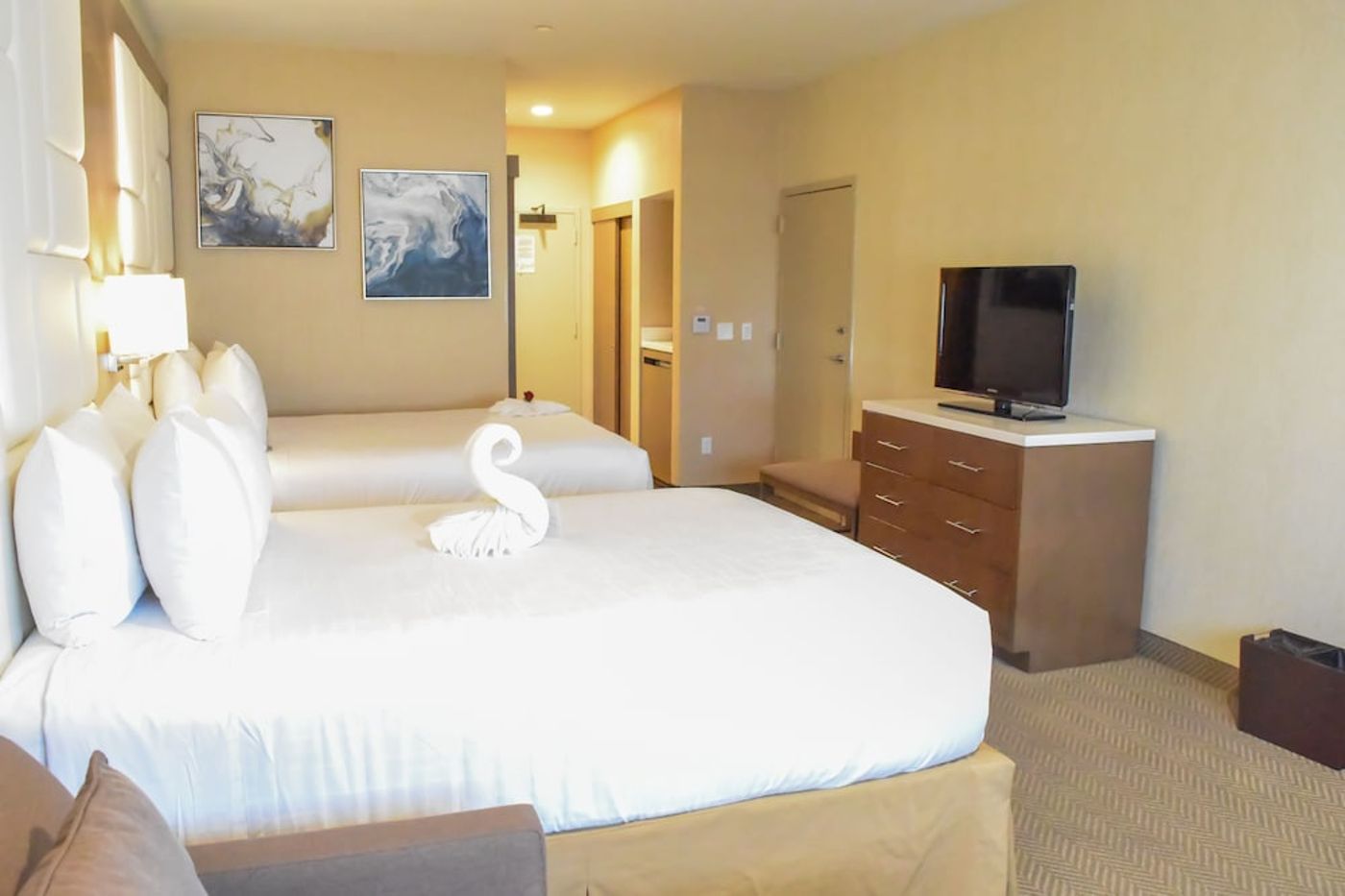 expedia-3166505-23