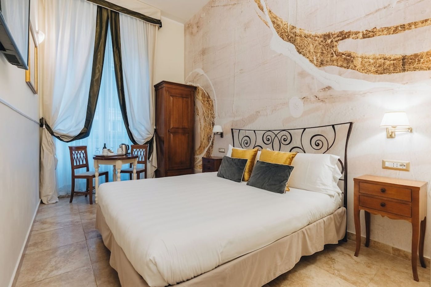 expedia-3165183-14