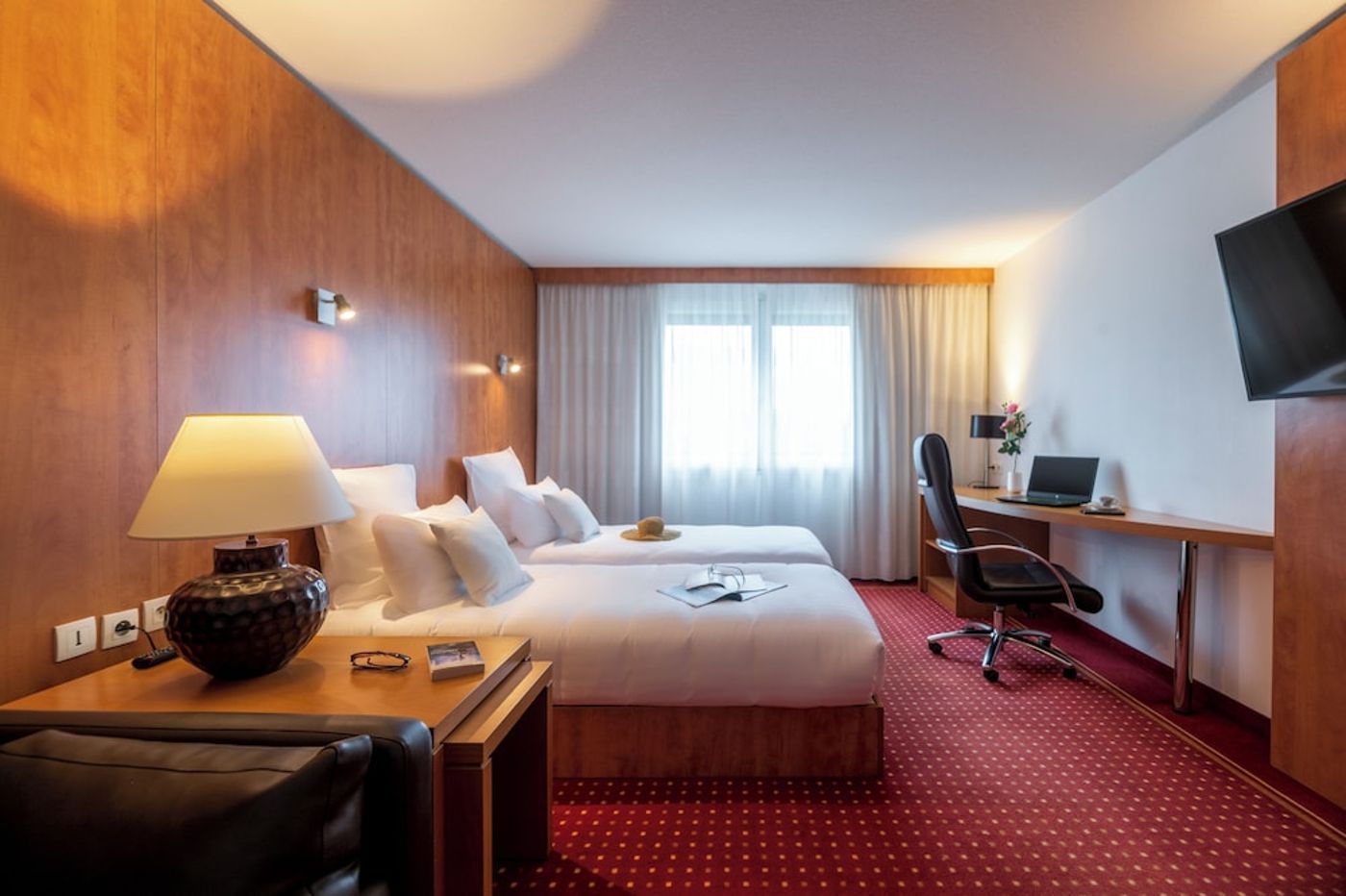 expedia-3162959-13