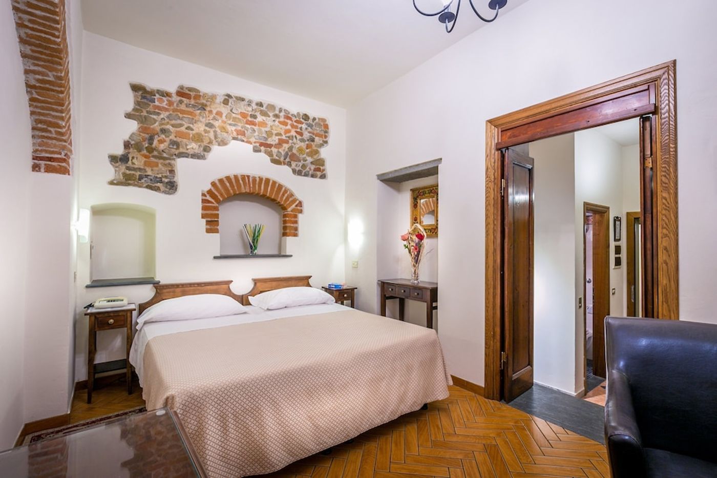 expedia-3160576-18