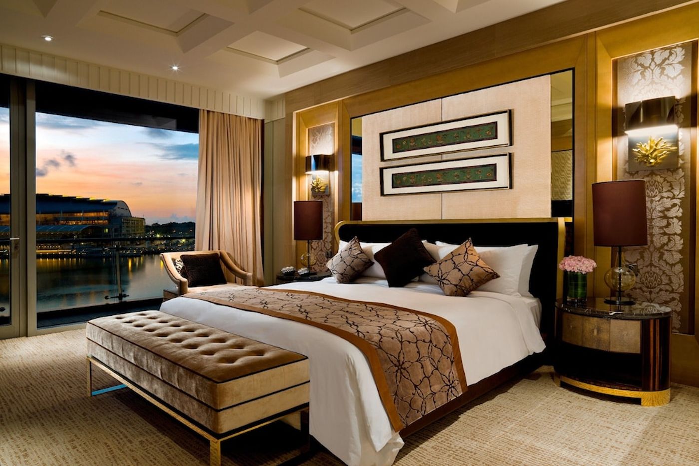 expedia-3165621-22