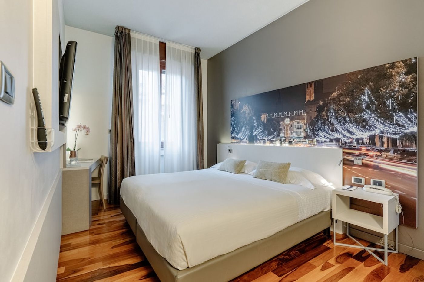 expedia-3162014-20