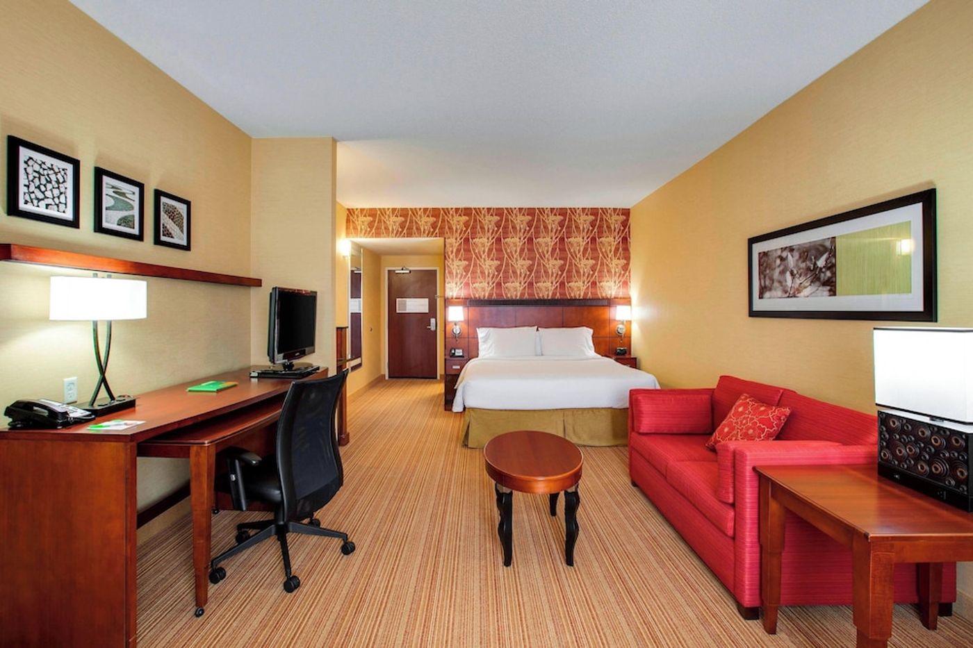 expedia-3162176-12