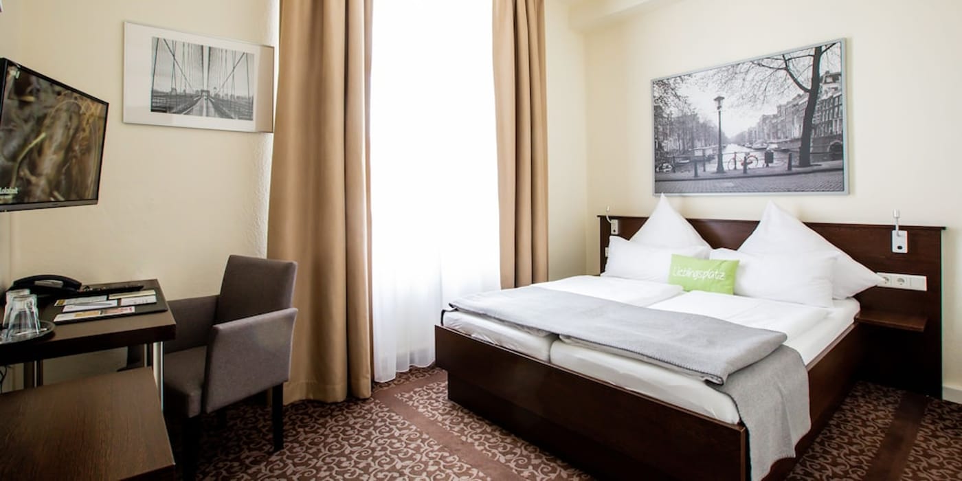 expedia-3161395-5