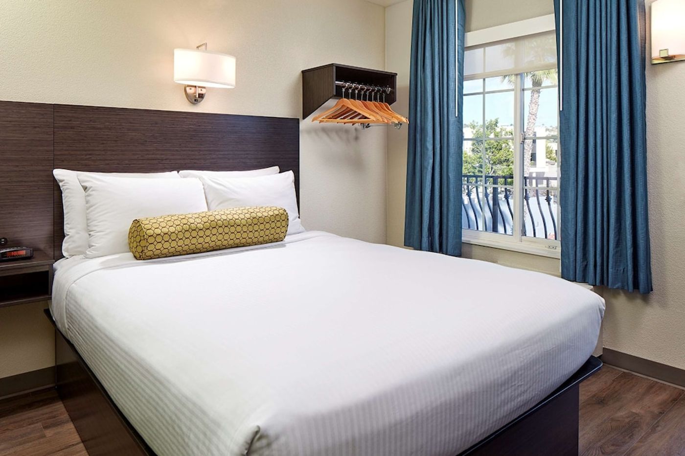 expedia-3159610-13