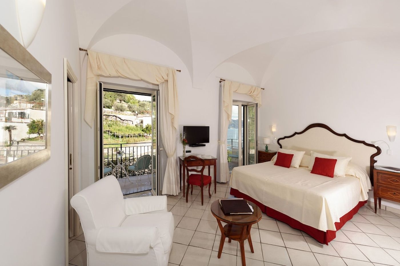 expedia-3166369-7