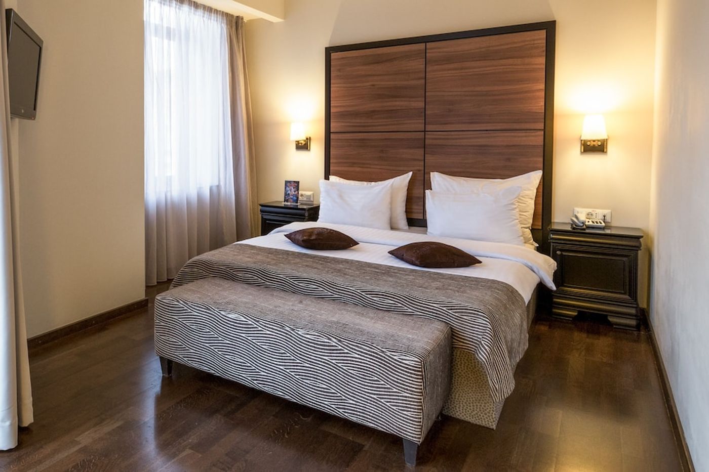 expedia-3162974-25