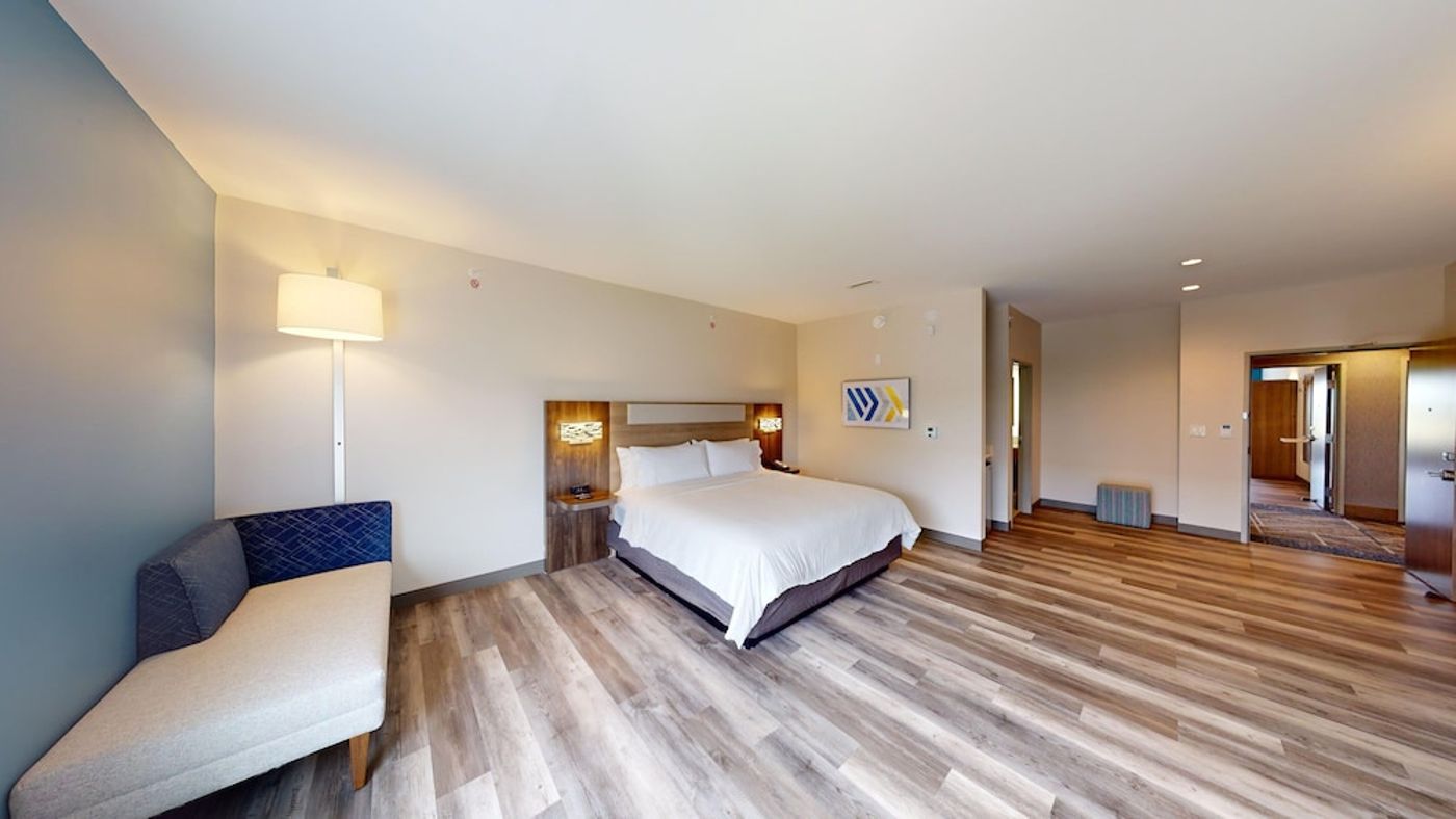 expedia-3162163-13