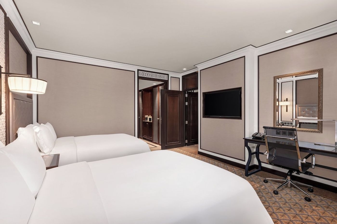 expedia-3162839-24
