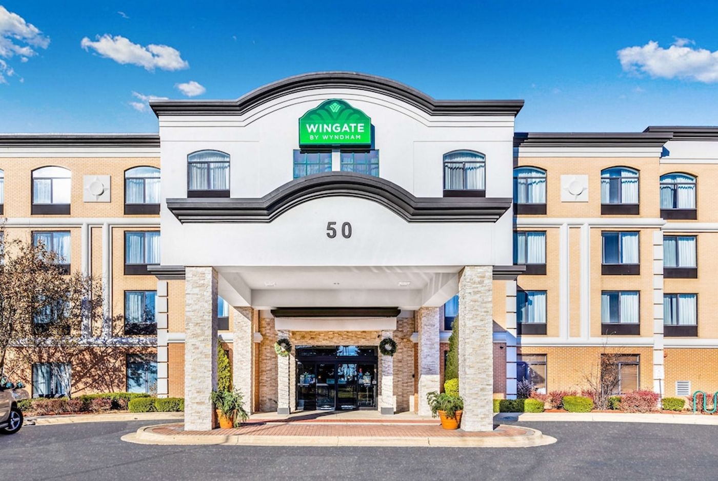 expedia-3162189-4