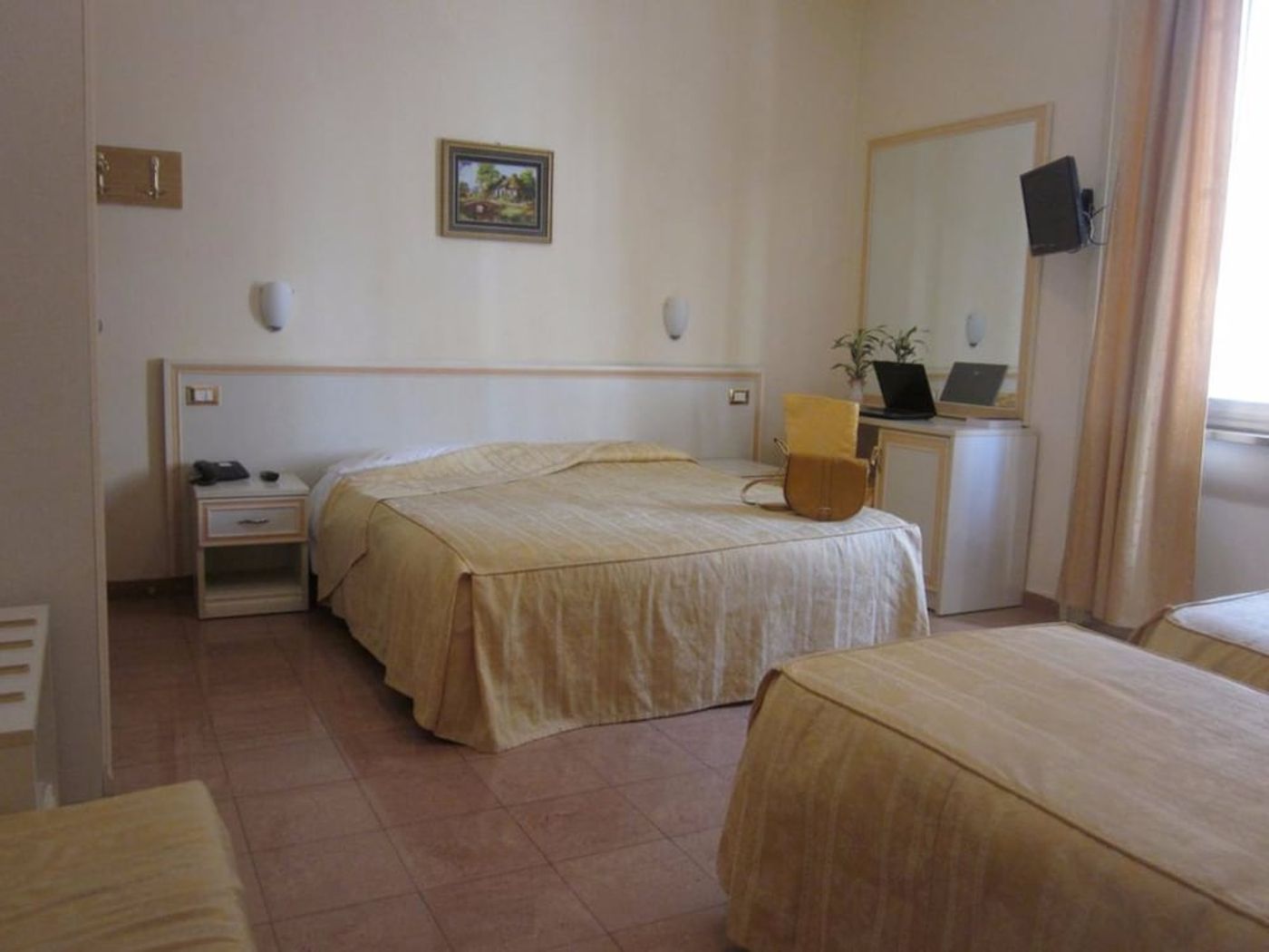 expedia-3163544-6
