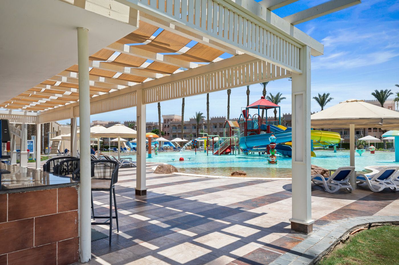  Beach Albatros Resort 30.01.