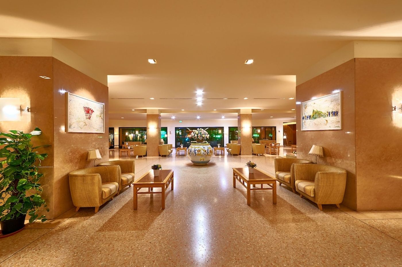 expedia-3166841-11