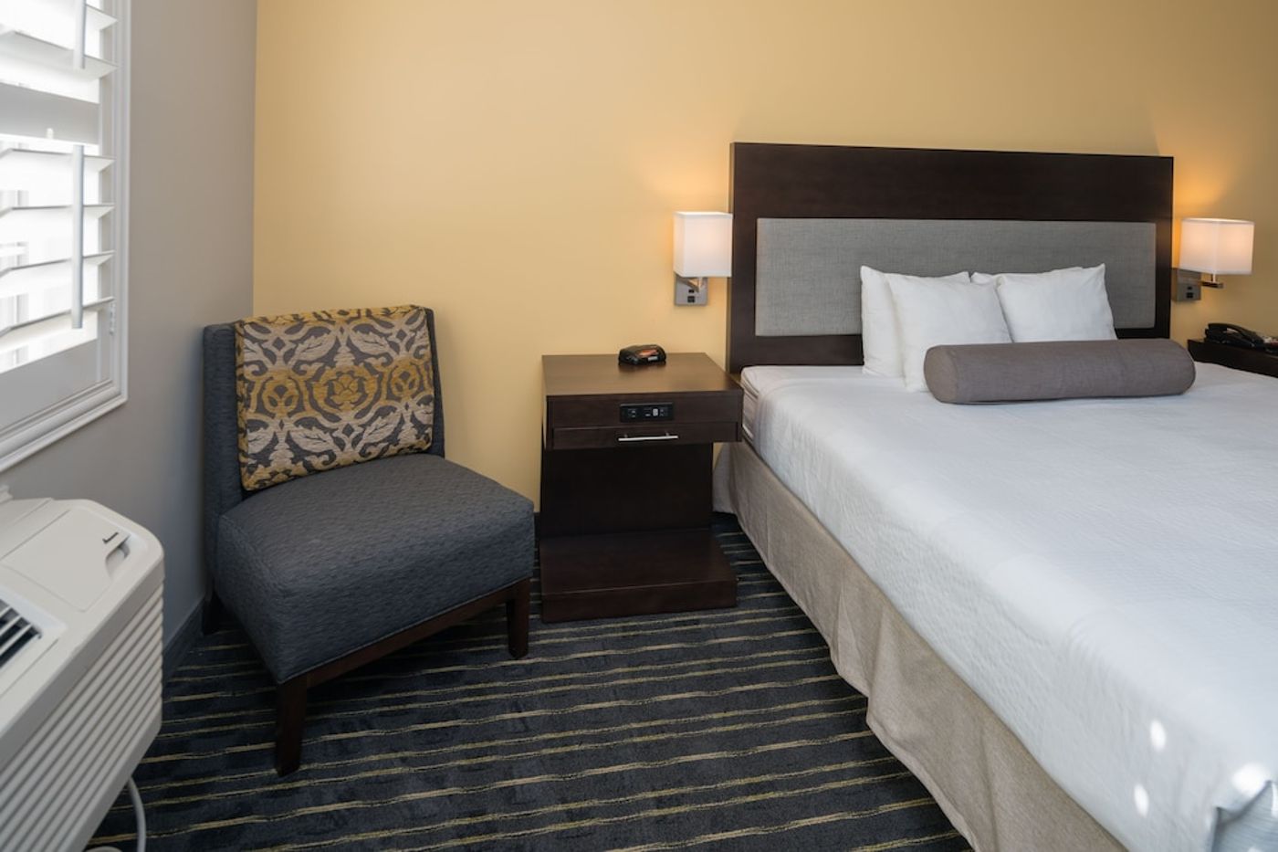 expedia-3159630-24
