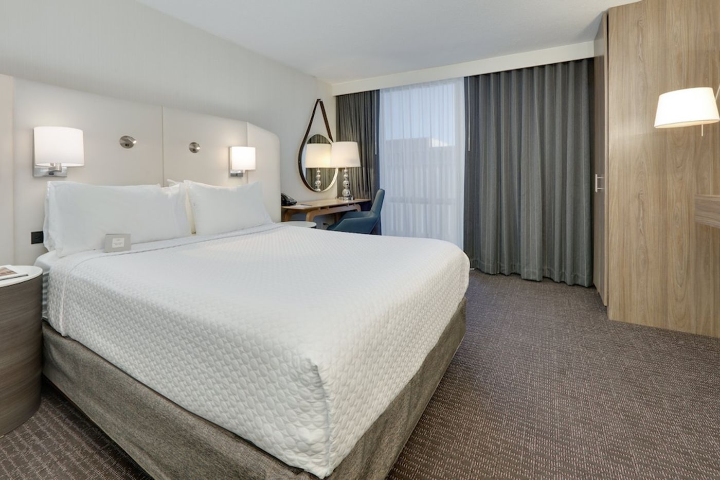 expedia-3159168-18