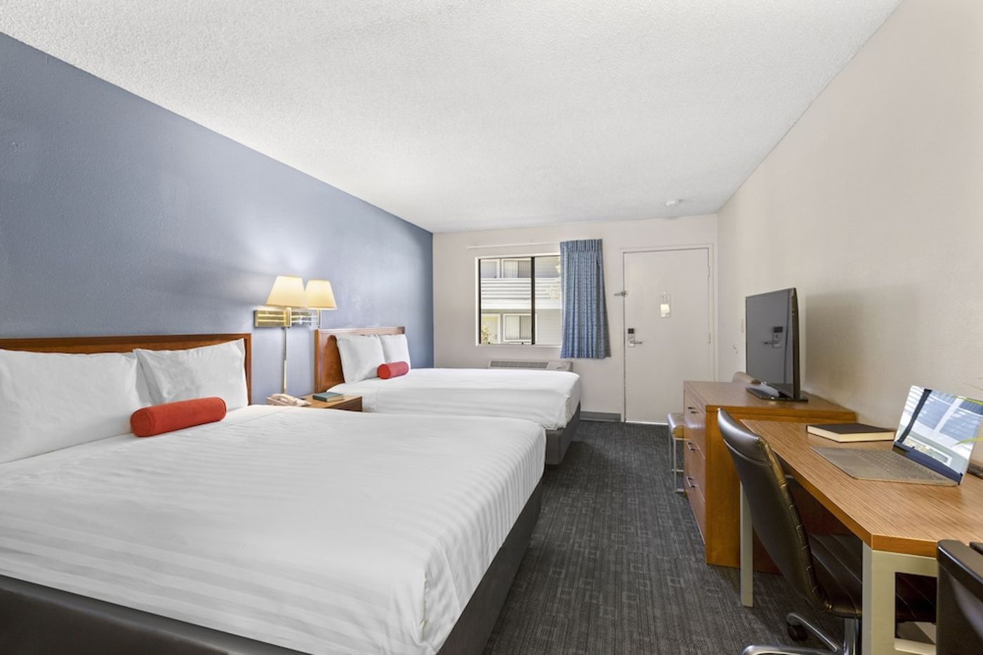 expedia-3158843-9