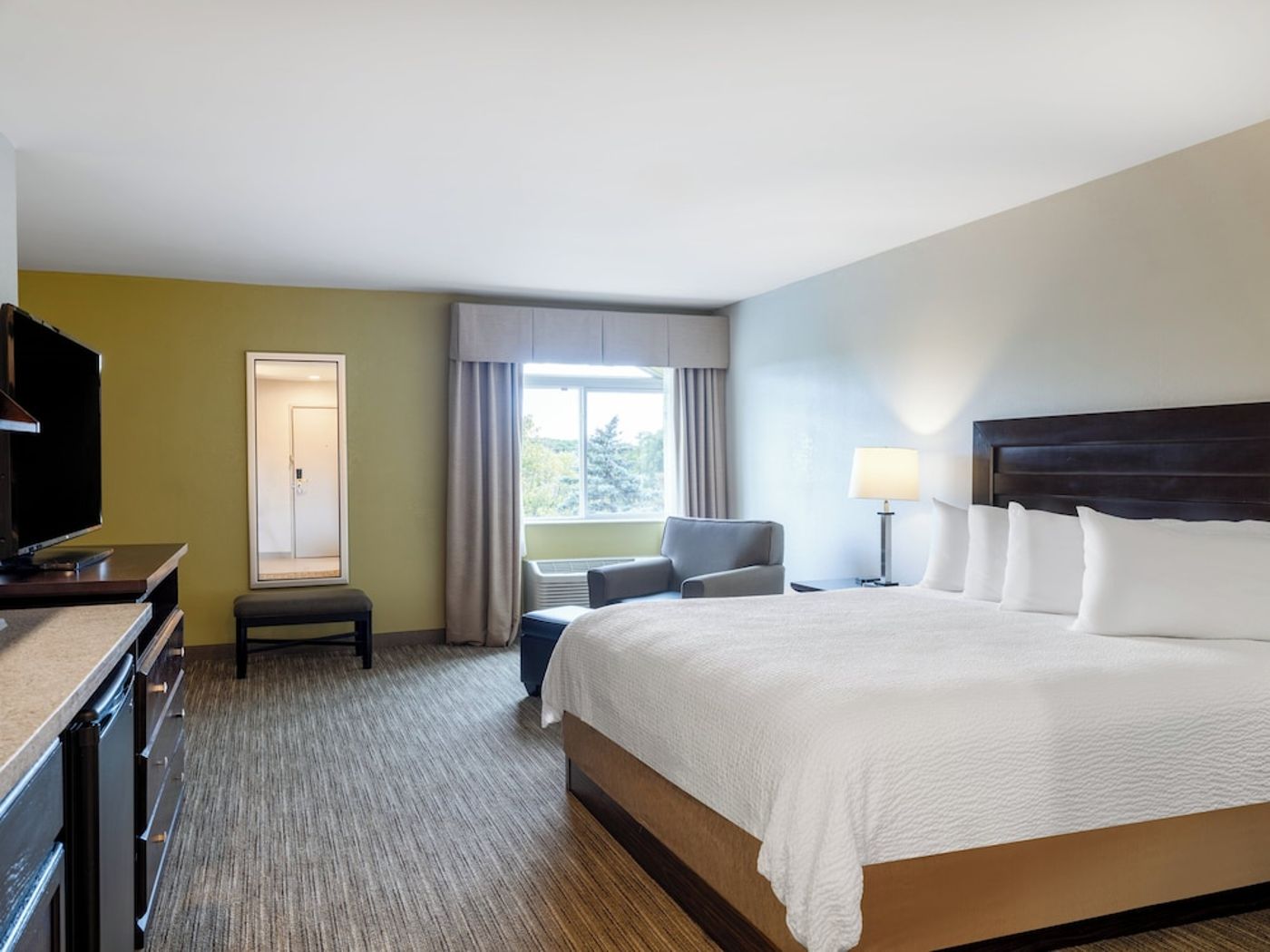 expedia-3162097-26