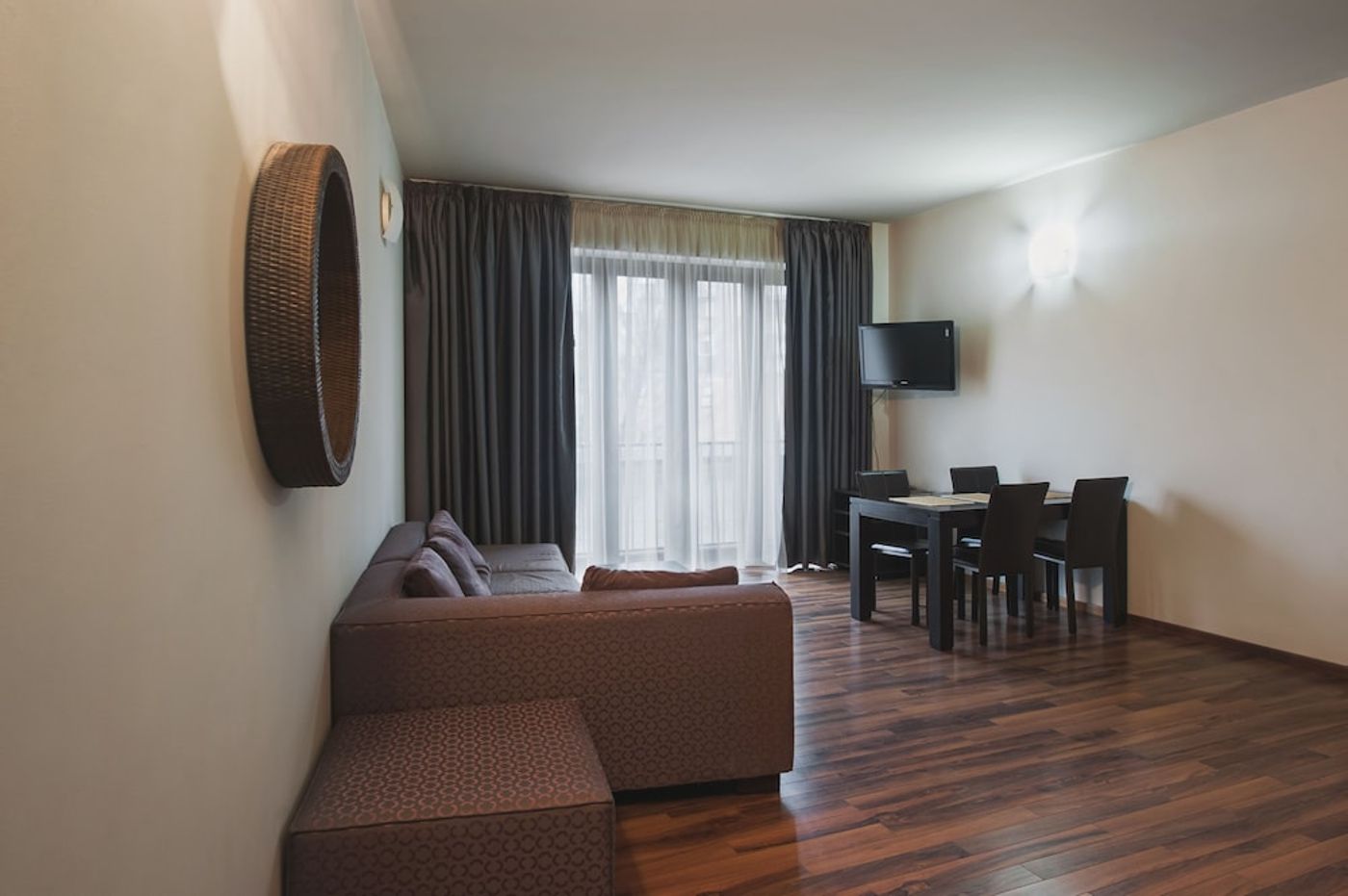 expedia-3161689-4