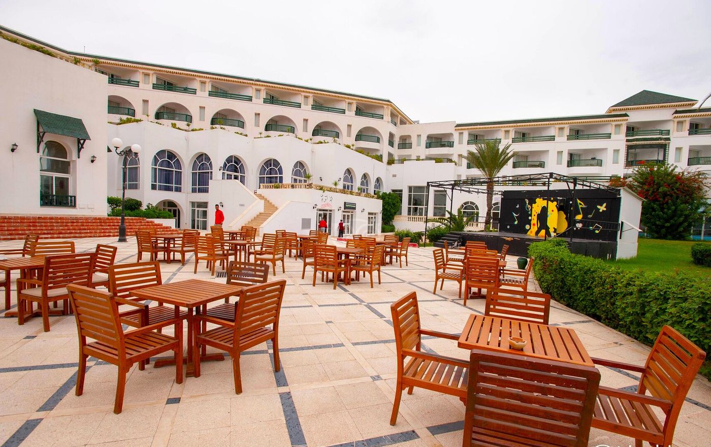 El Mouradi Palm Marina 03.06