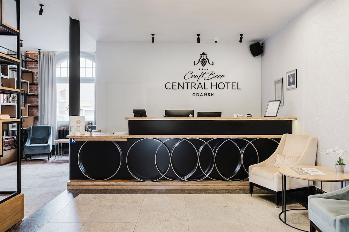 expedia-3161739-6