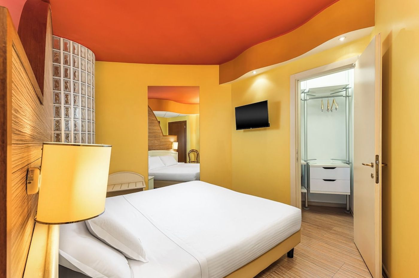 expedia-3055625-13