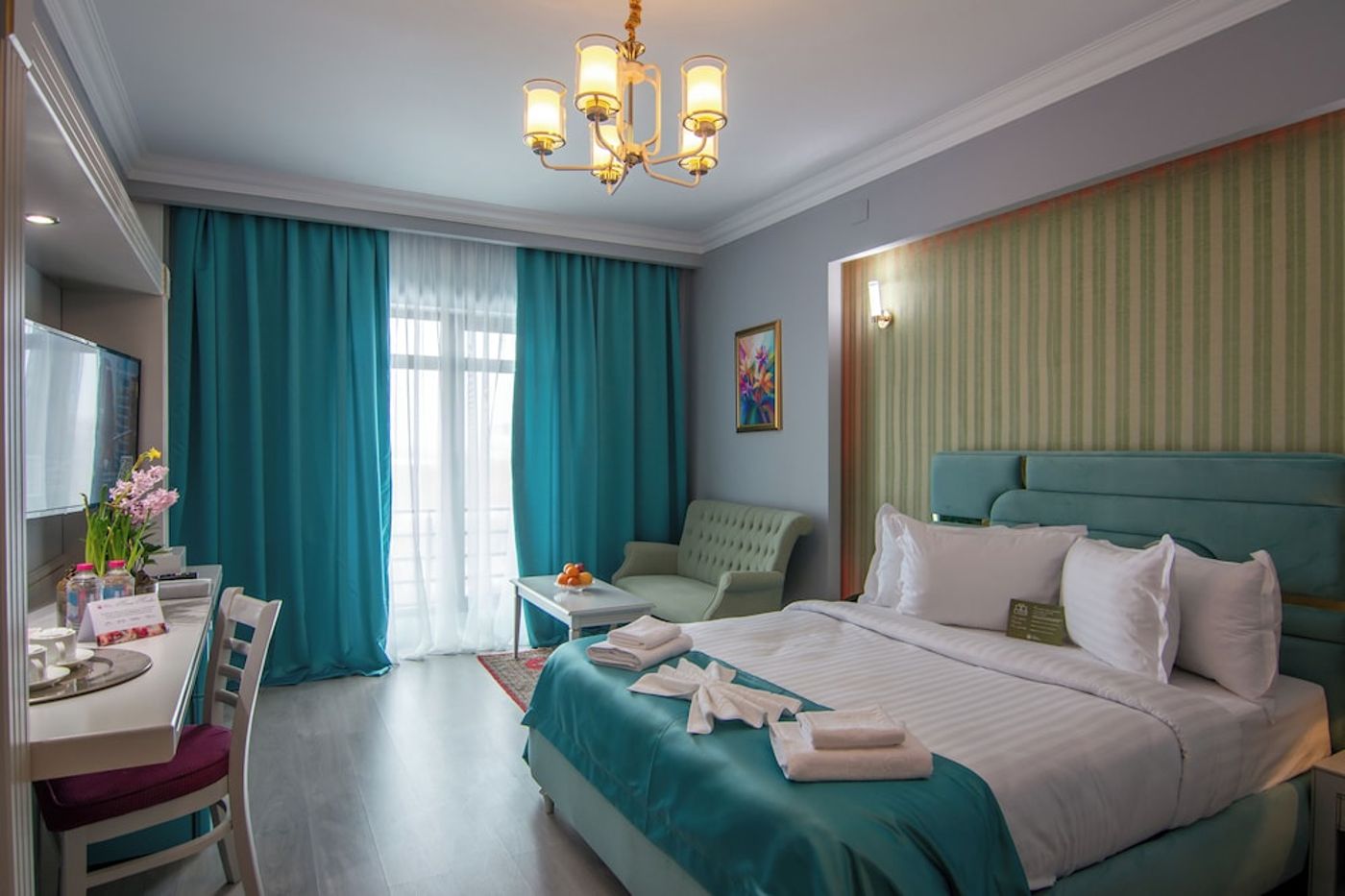 expedia-3162988-25