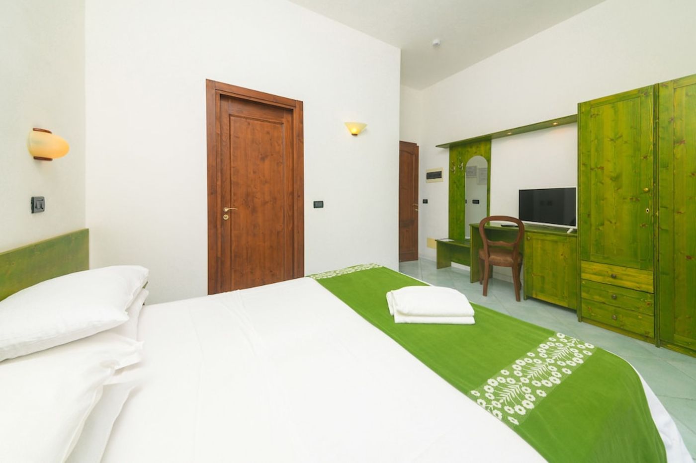 expedia-3166377-11