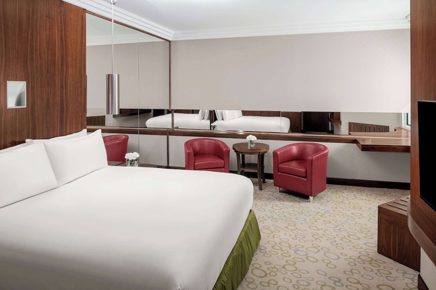 expedia-3166234-30
