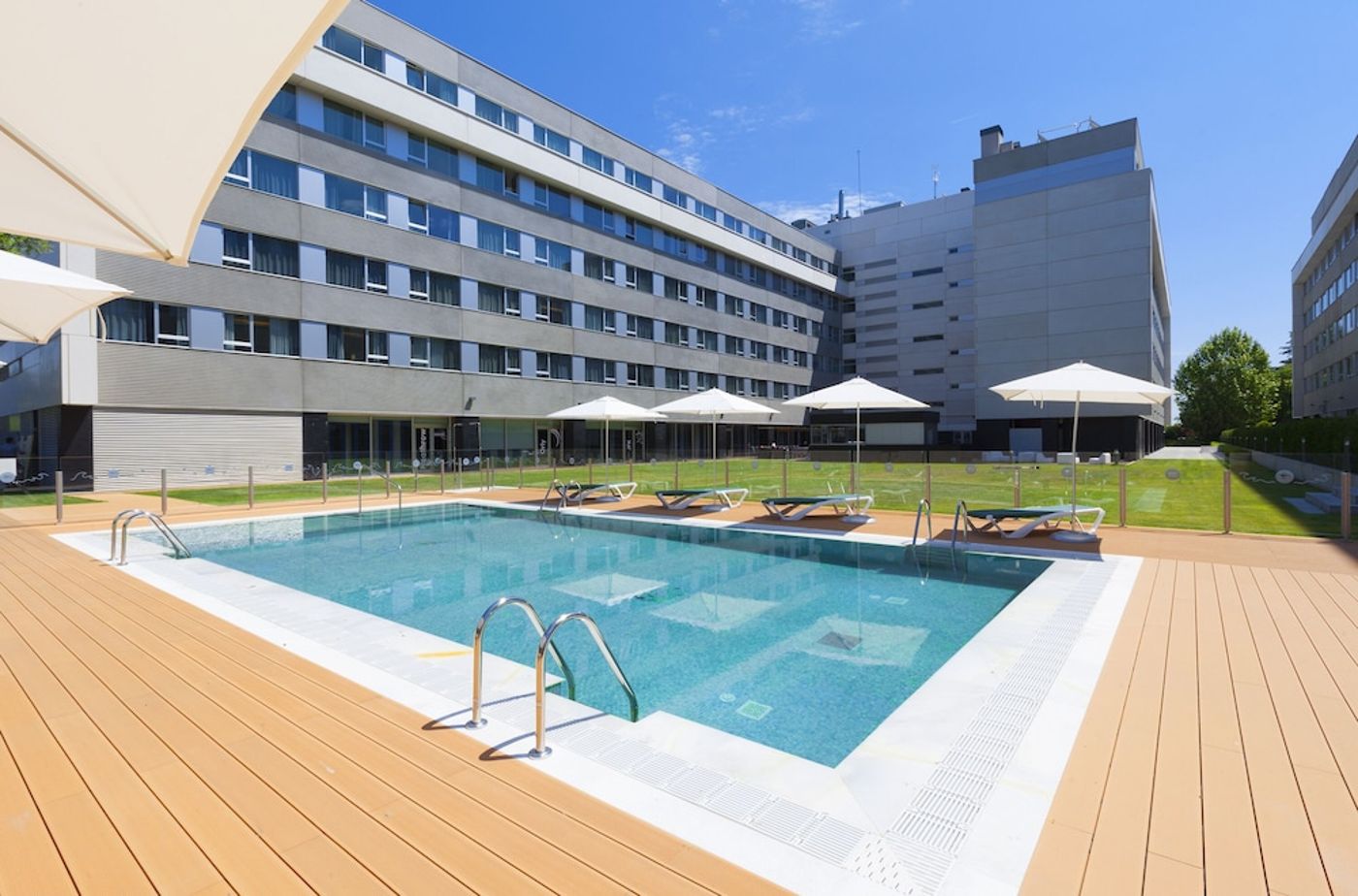 expedia-3067966-2