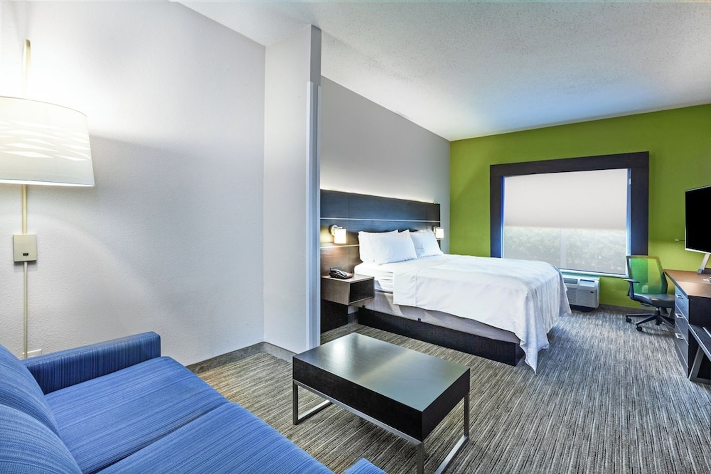 expedia-3165945-24