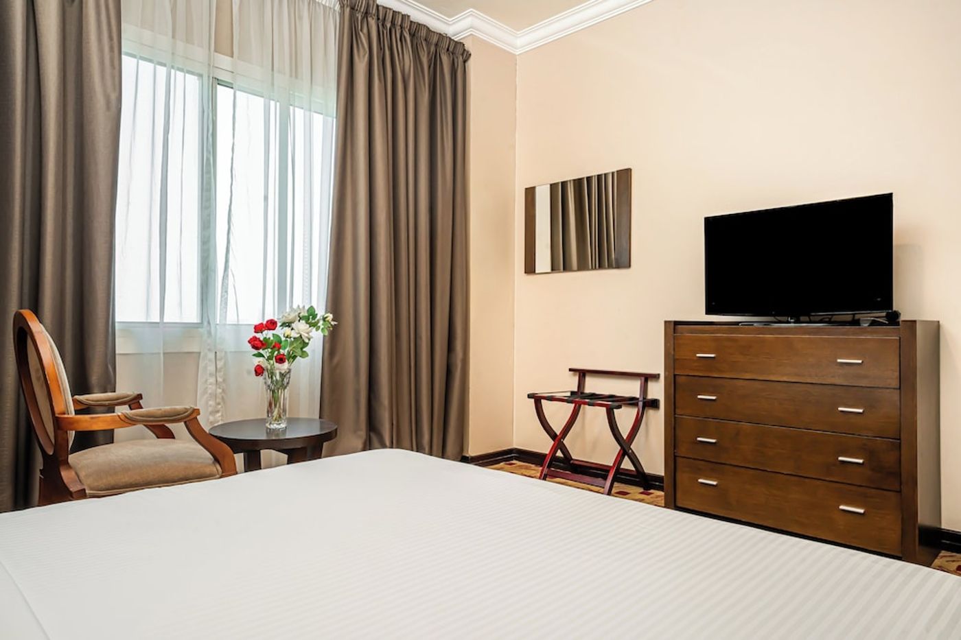expedia-3165631-12