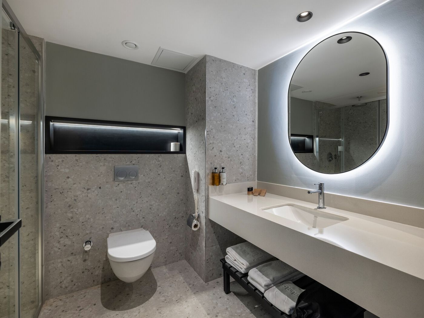 Korumar Deluxe Hotel