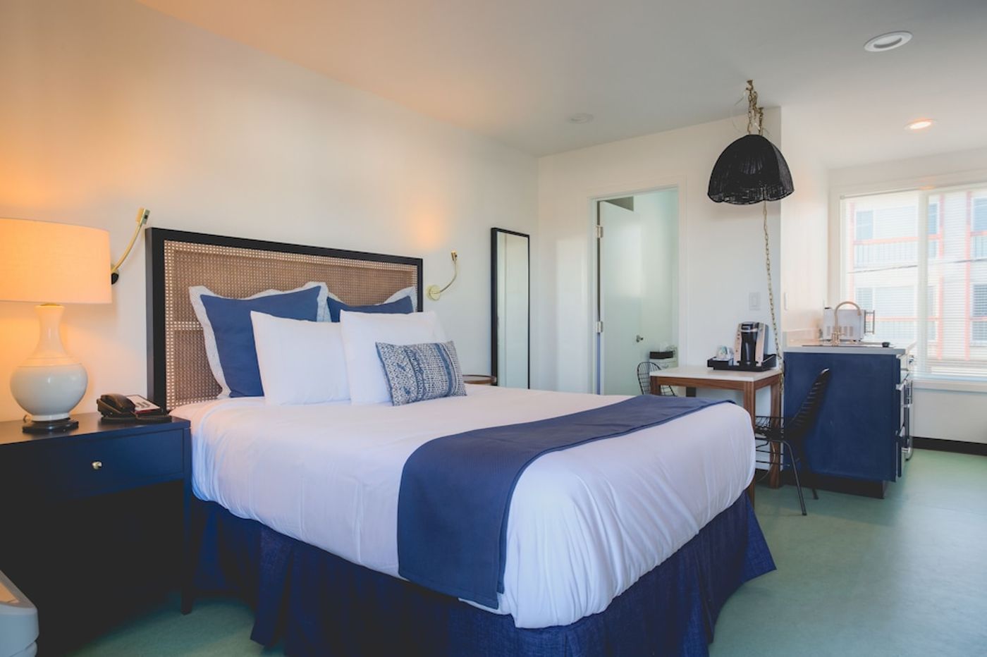 expedia-3158945-1