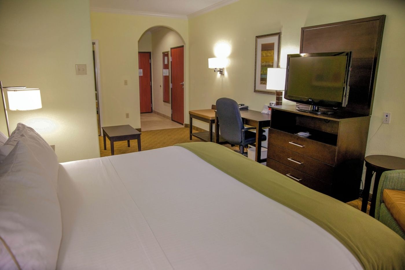 expedia-3160739-14