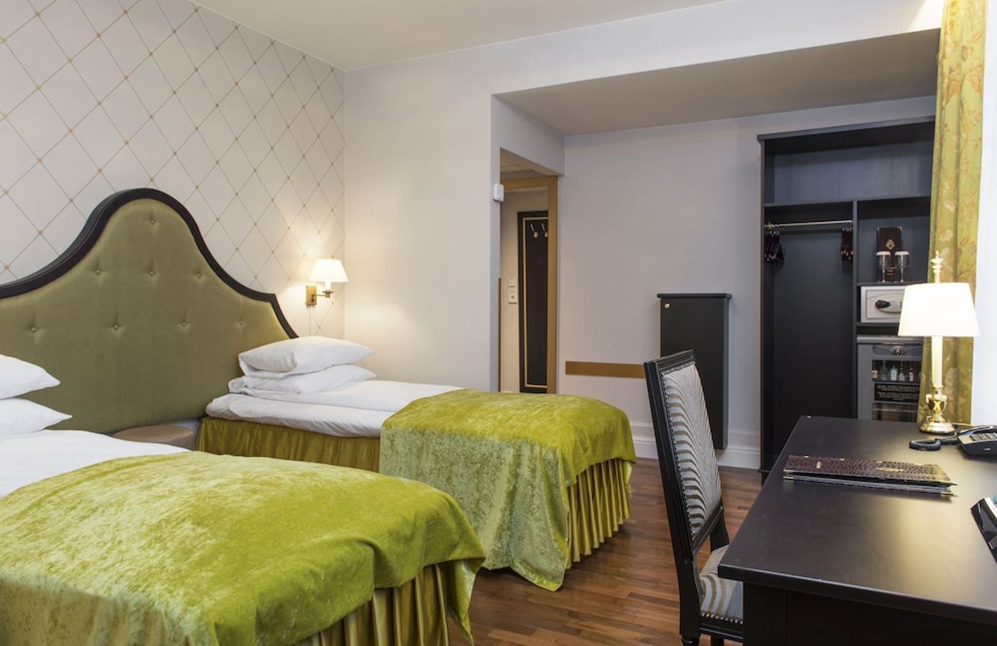 expedia-3156677-4