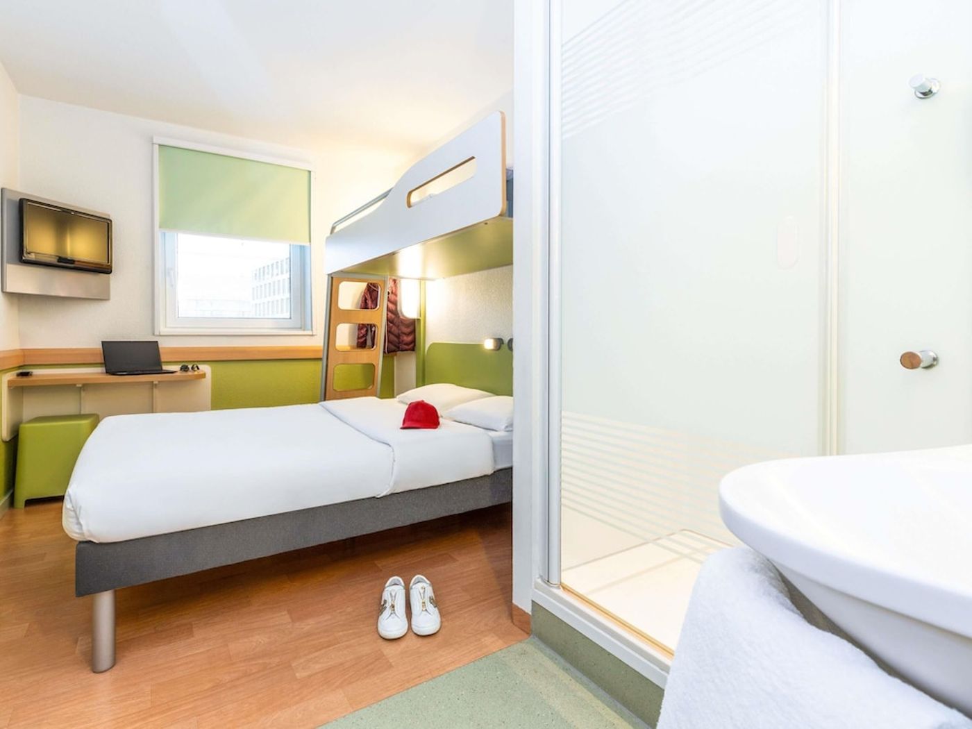 expedia-3165679-7