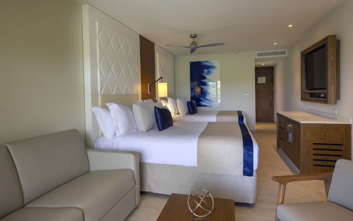 expedia-3166835-30