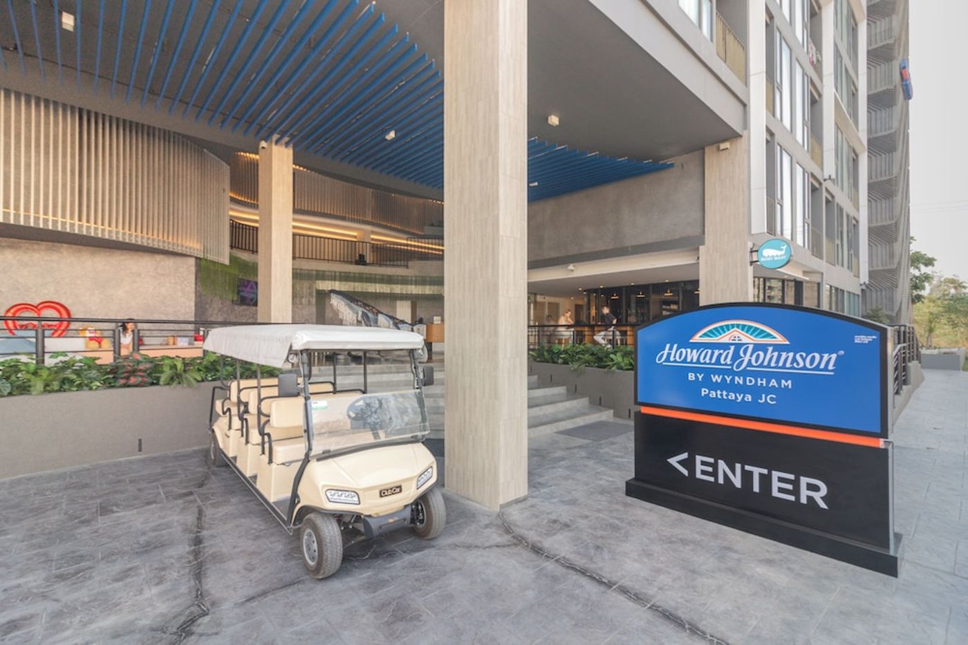 expedia-3166878-5