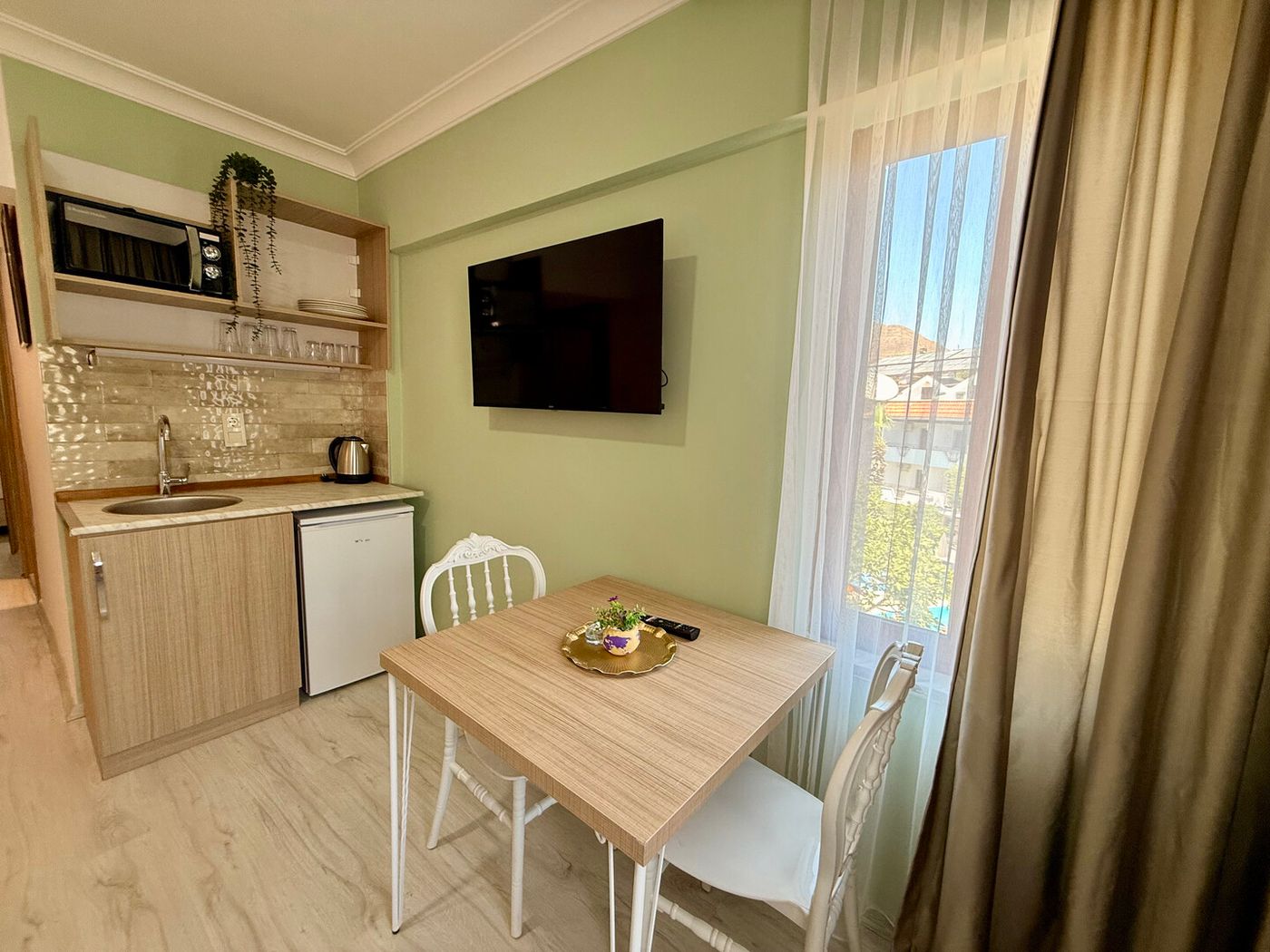  Babadan Rooms & Suites