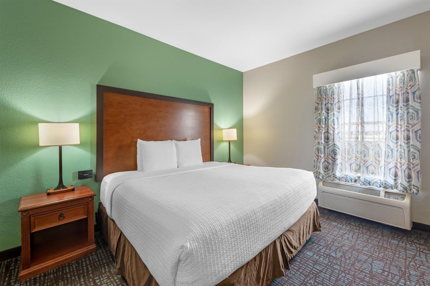 expedia-3160186-29