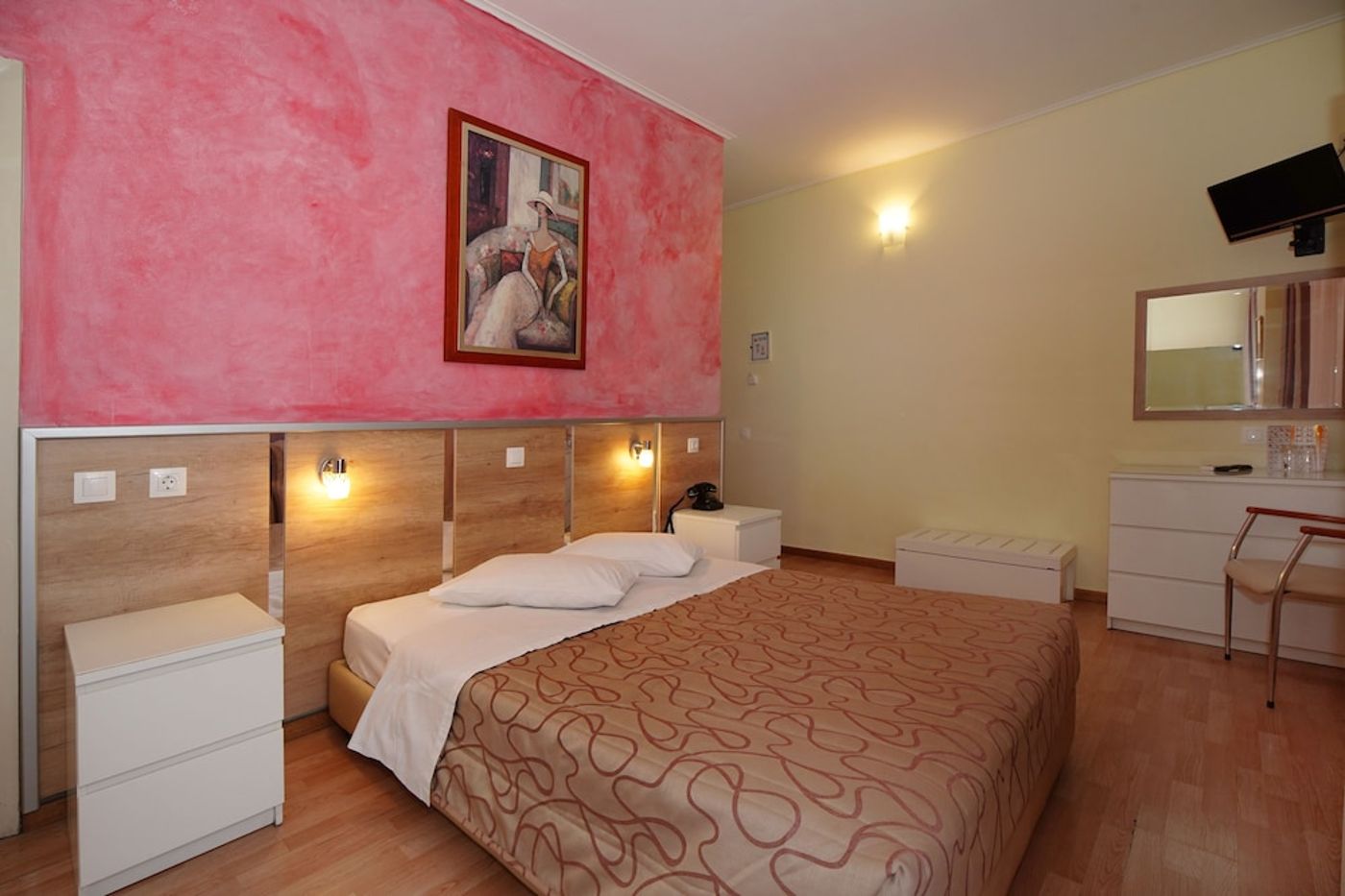 expedia-3163687-9