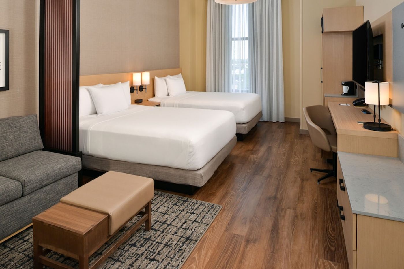 expedia-3159462-16