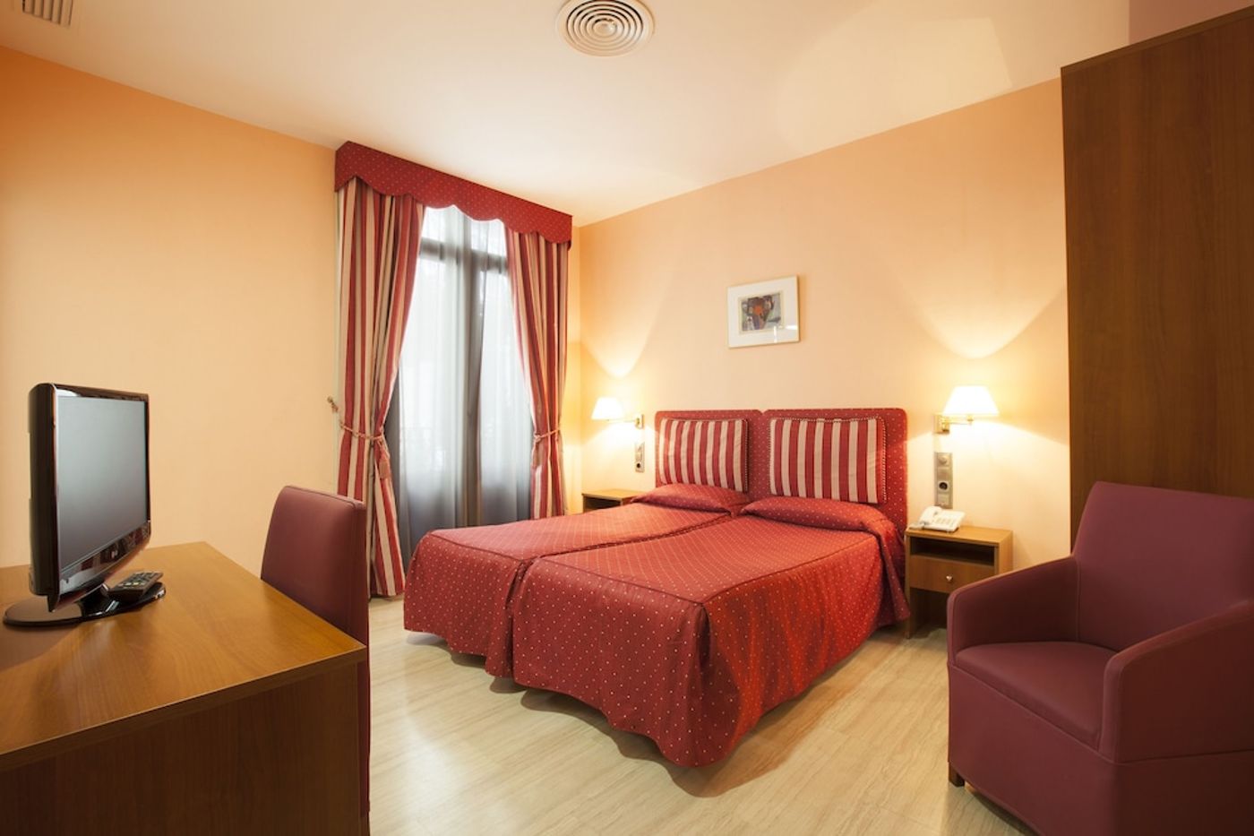 expedia-3165092-18