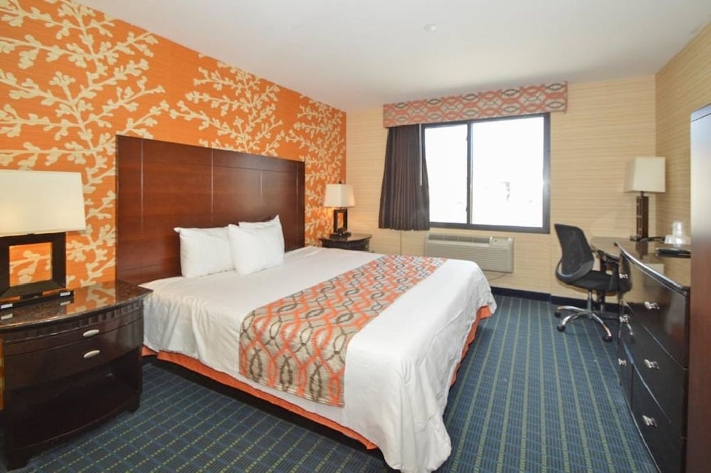 expedia-3159032-10